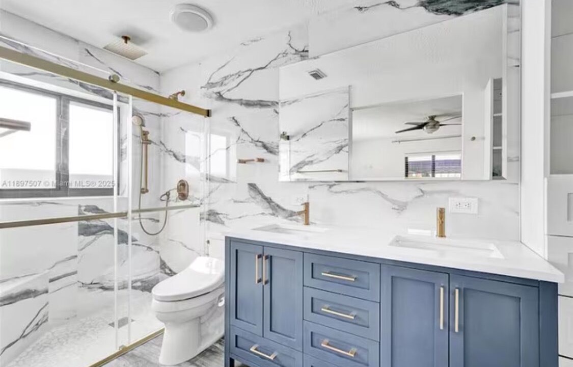 Photo of Bathroom in North Lauderdale