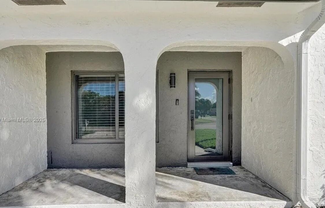 Photo of Outdoor in North Lauderdale
