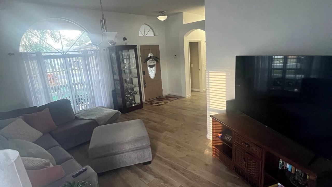 Photo of Livingroom in Providence Lakes