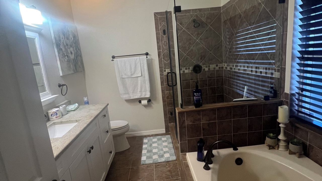 Photo of Bathroom in Providence Lakes