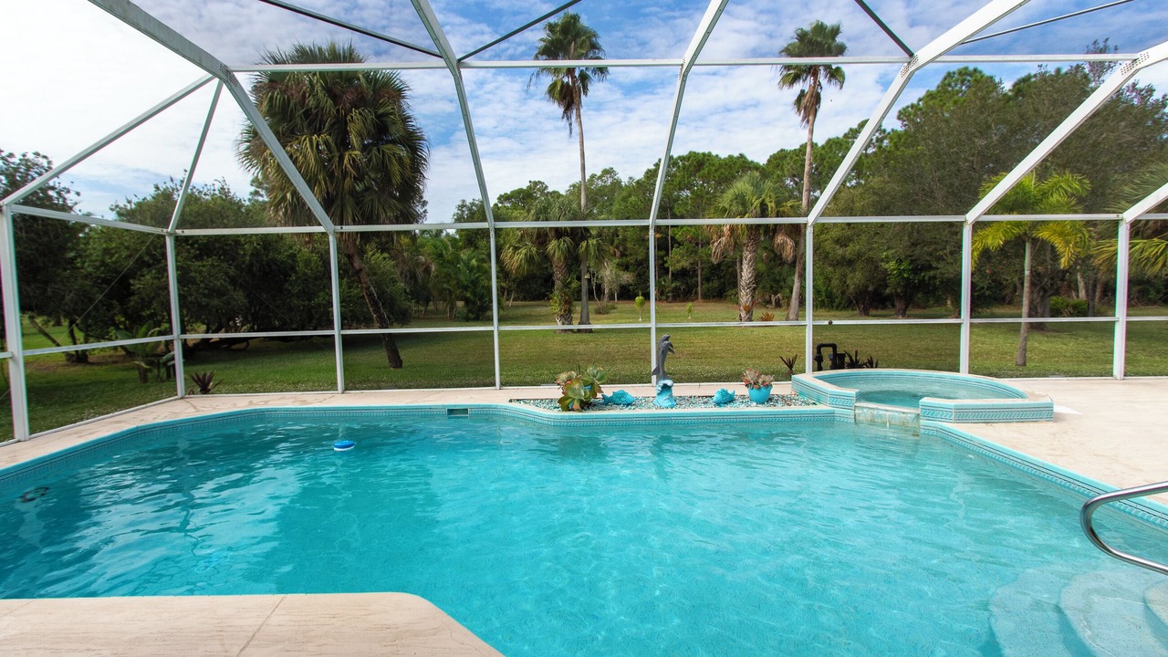 Photo of Outdoor in Lehigh Acres