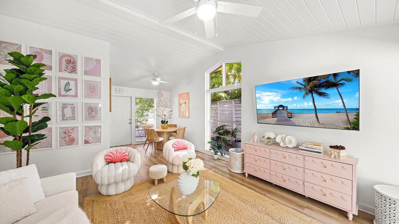 Photo of Livingroom in Coconut Grove