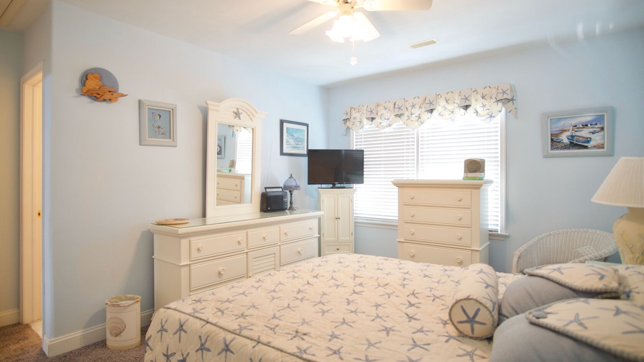 Photo of Bedroom in Sea Isle City