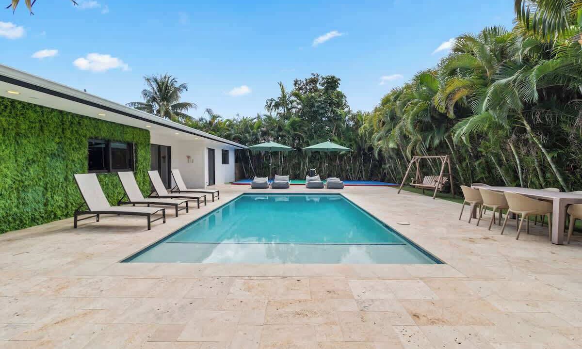 Photo of Outdoor in North Miami Beach