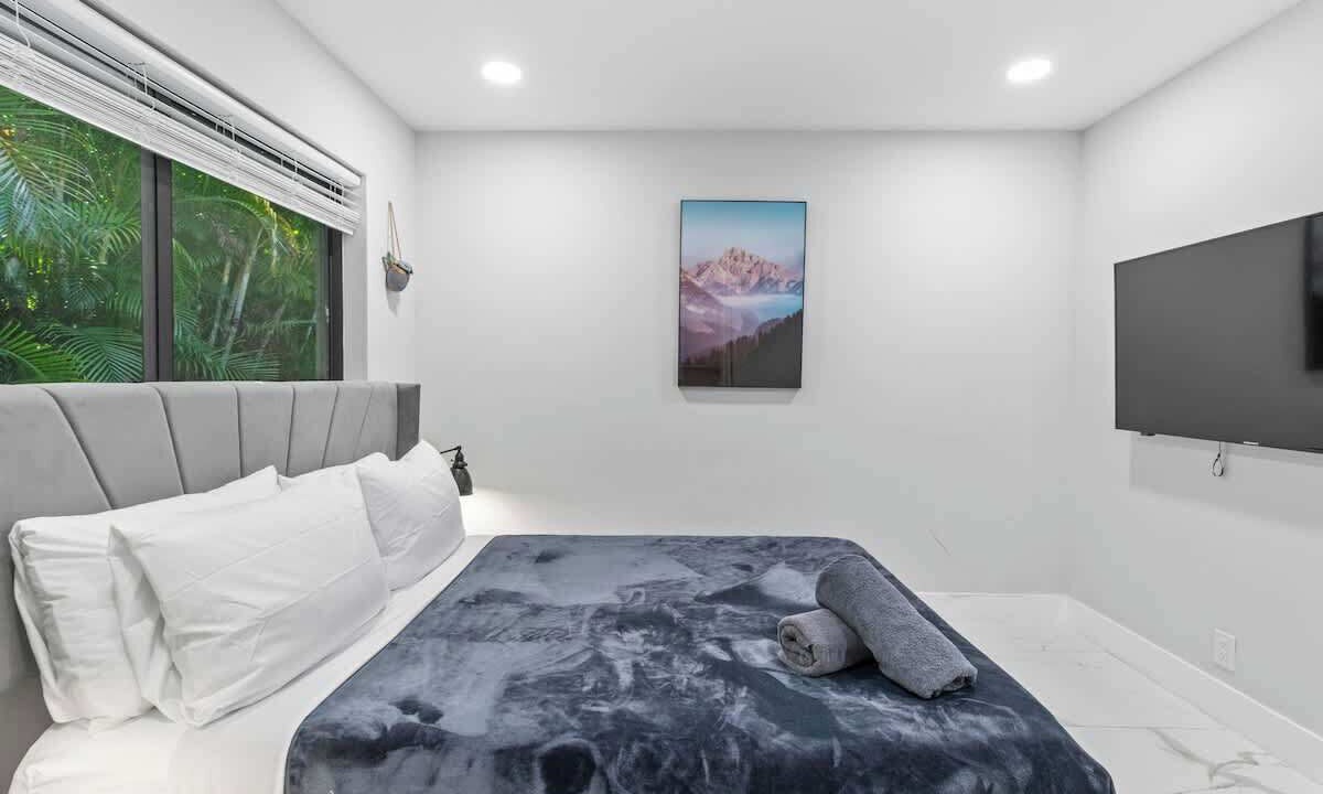 Photo of Bedroom in North Miami Beach