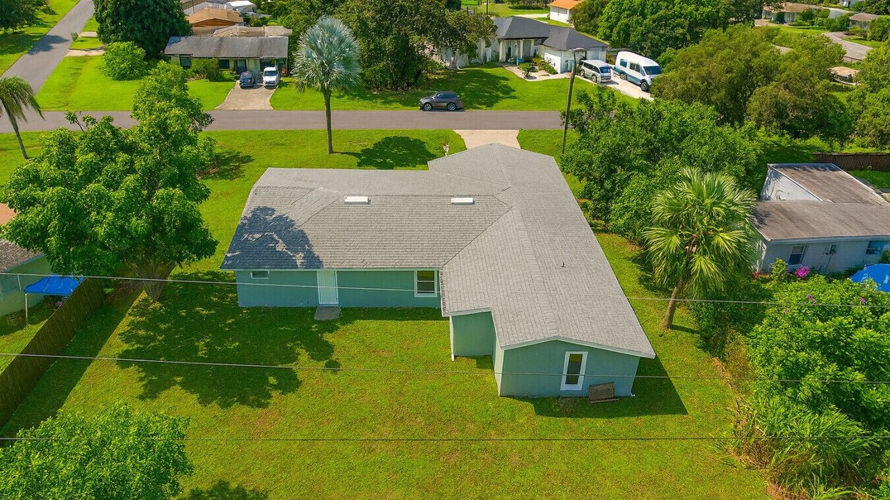 Photo of Outdoor in Lehigh Acres