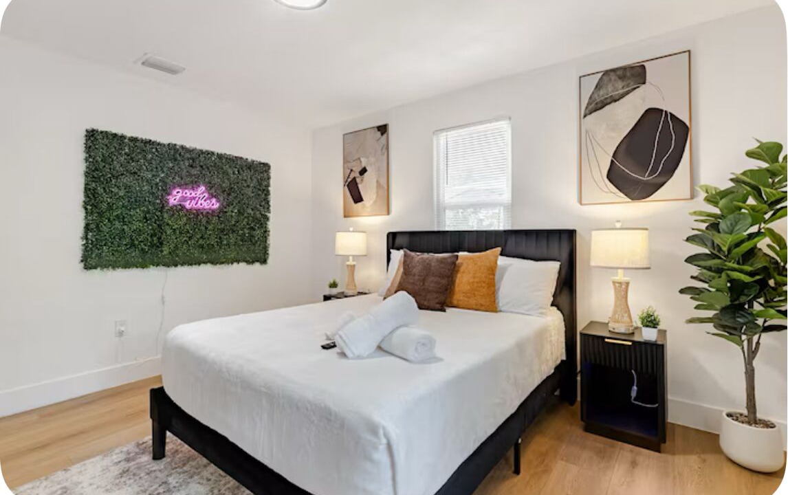 Photo of Bedroom in Royal Poinciana