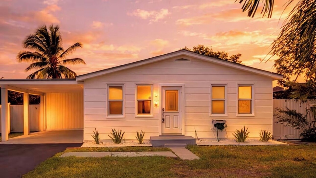 Photo of Outdoor in Royal Poinciana