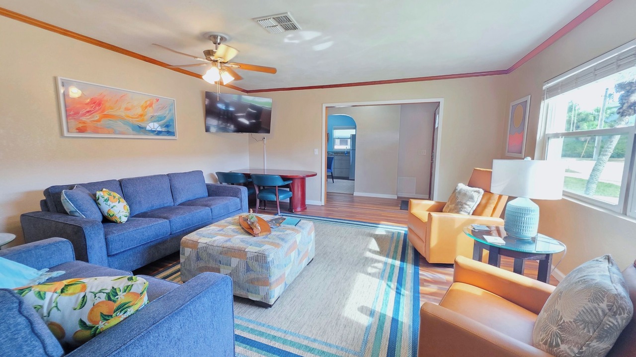 Photo of Livingroom in Winter Haven