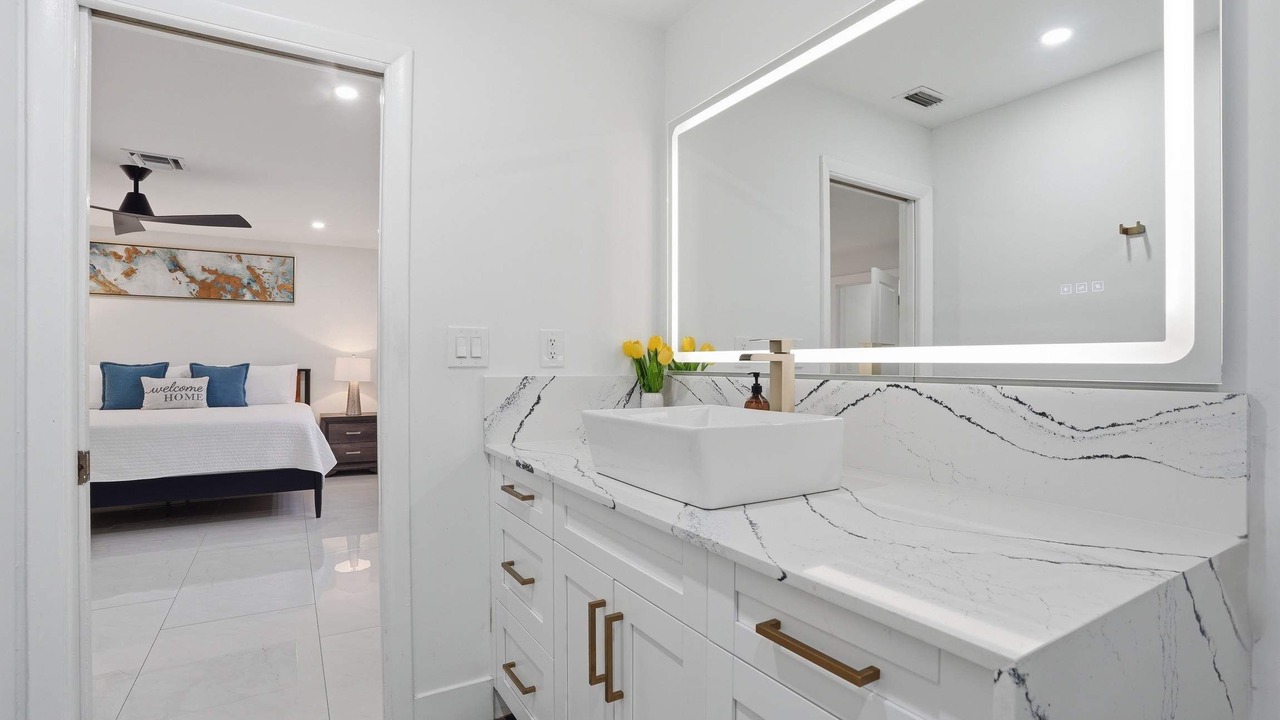 Photo of Bathroom in Willoughby Acres