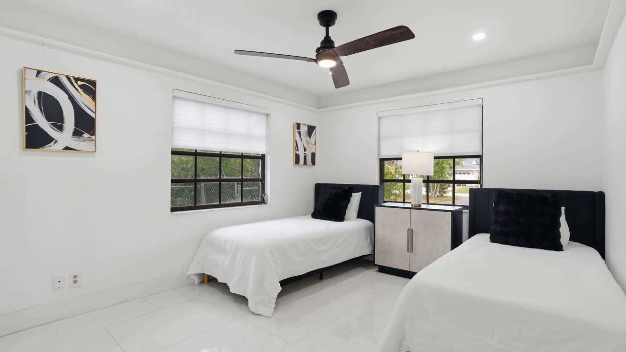 Photo of Bedroom in Willoughby Acres