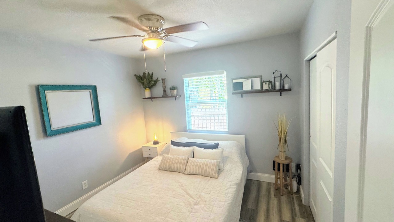 Photo of Bedroom in River District