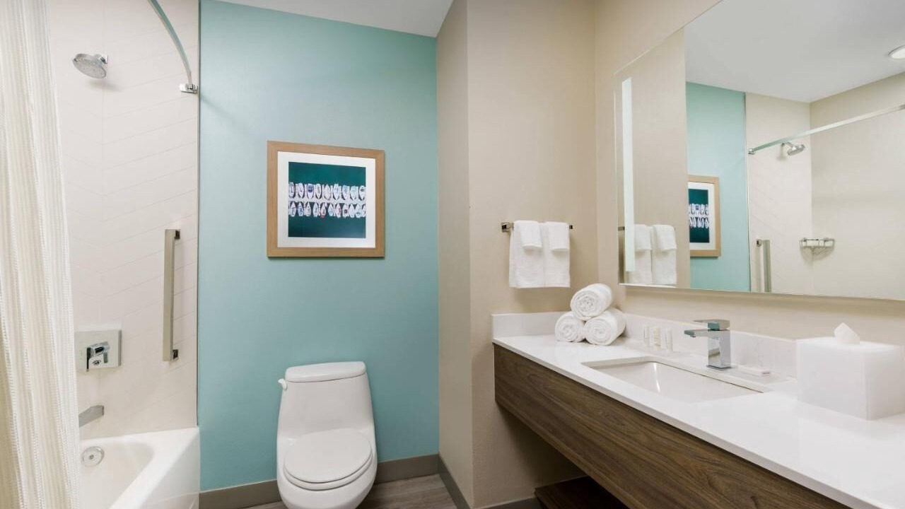 Photo of Bathroom in Marathon