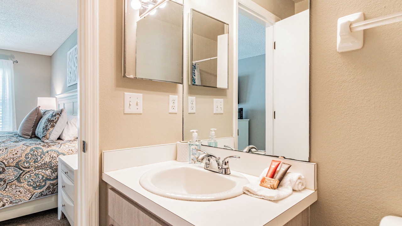 Photo of Bathroom in Lindfields