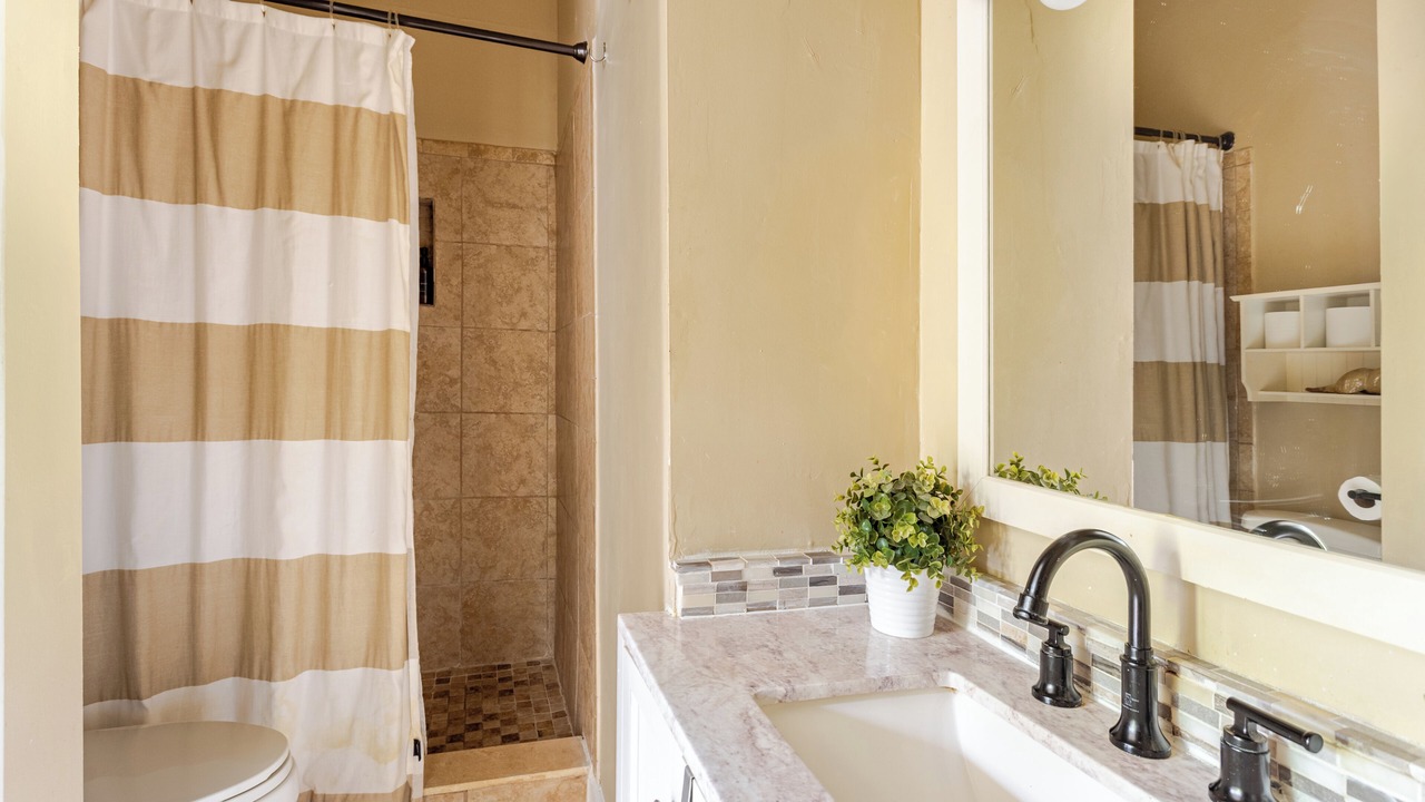 Photo of Bathroom in Hyde Park