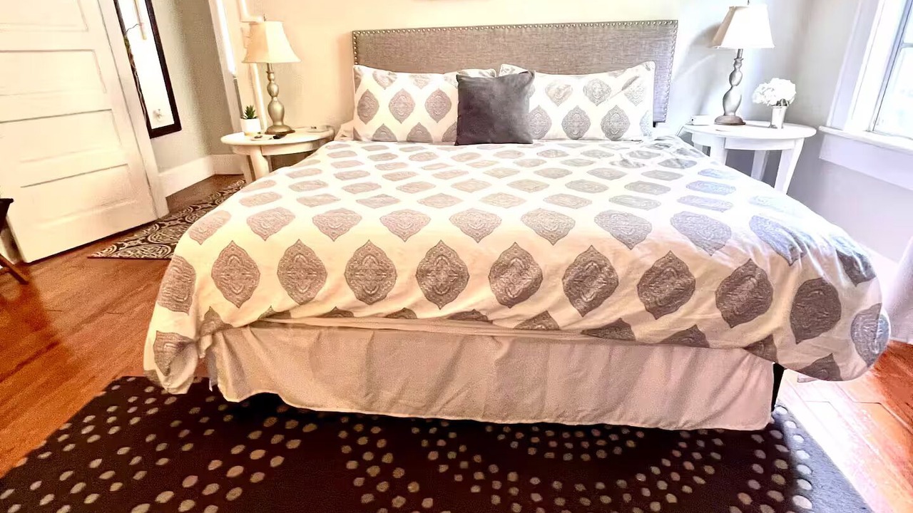 Photo of Bedroom in Hyde Park