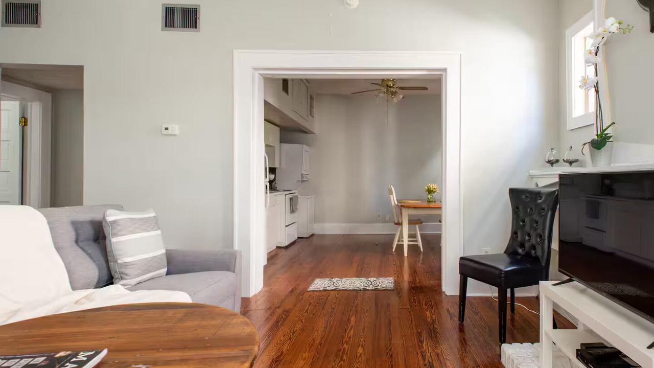 Photo of Livingroom in Hyde Park