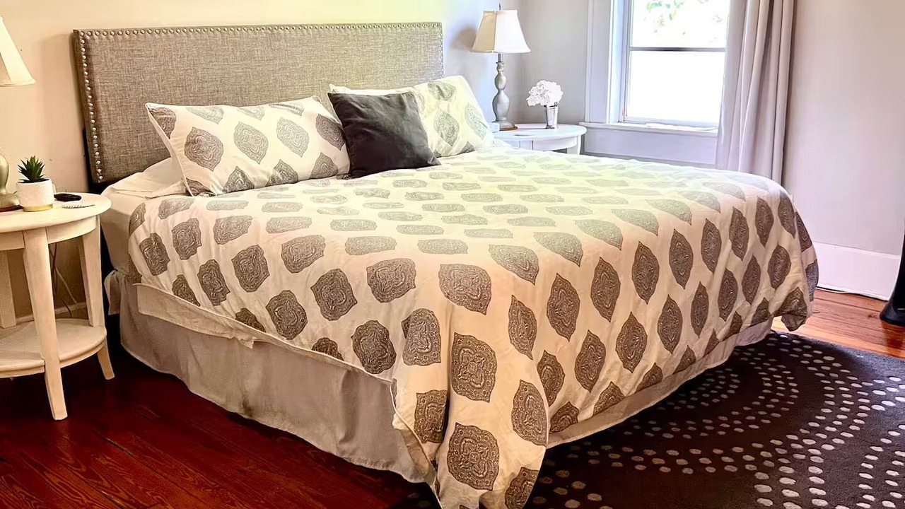 Photo of Bedroom in Hyde Park