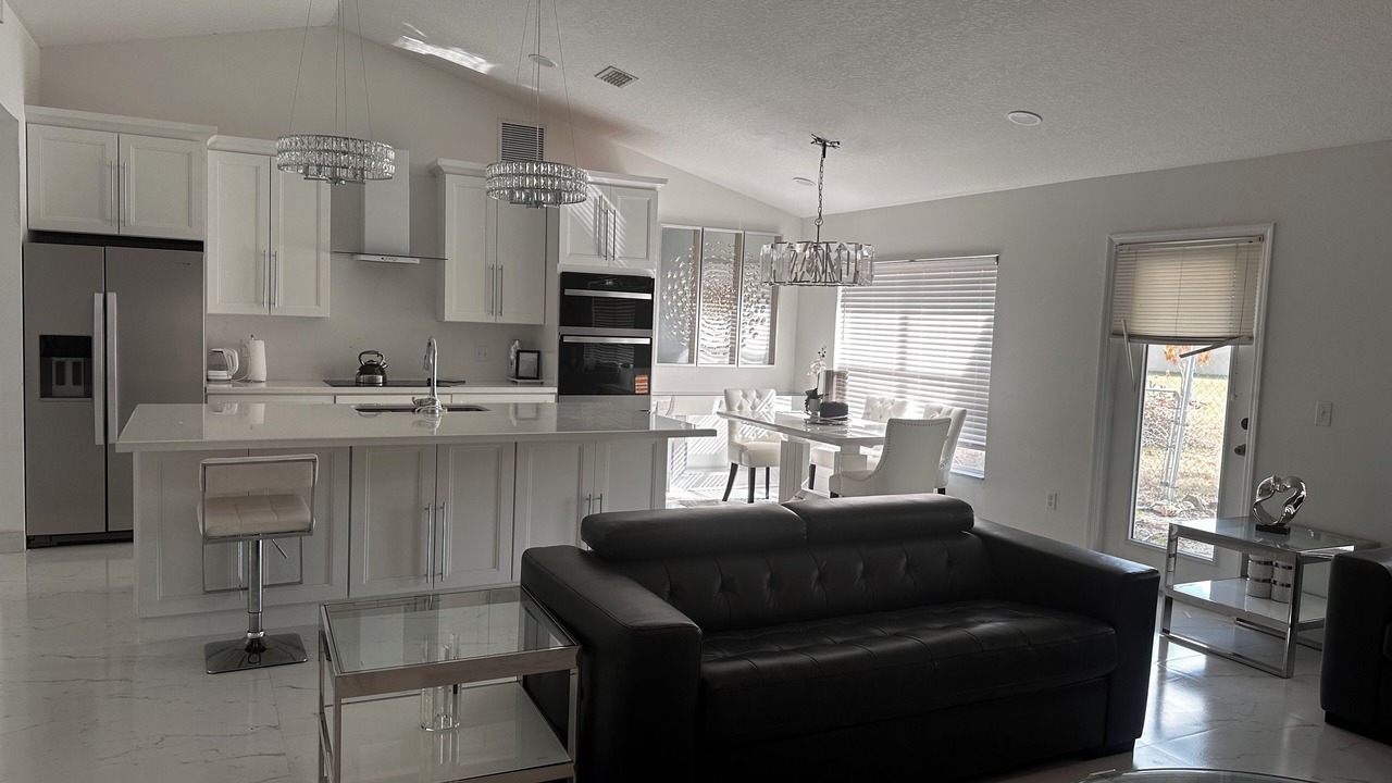 Photo of Livingroom in Port Saint Lucie