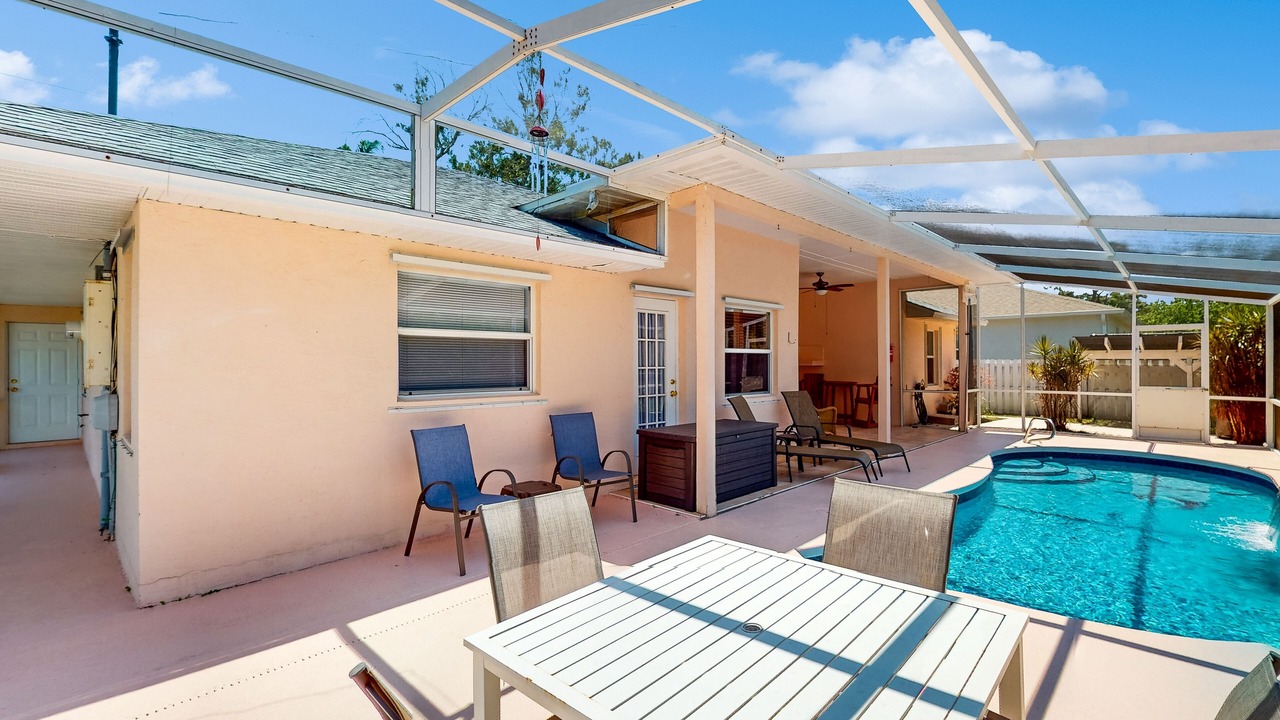 Photo of Outdoor in Sebastian Highlands