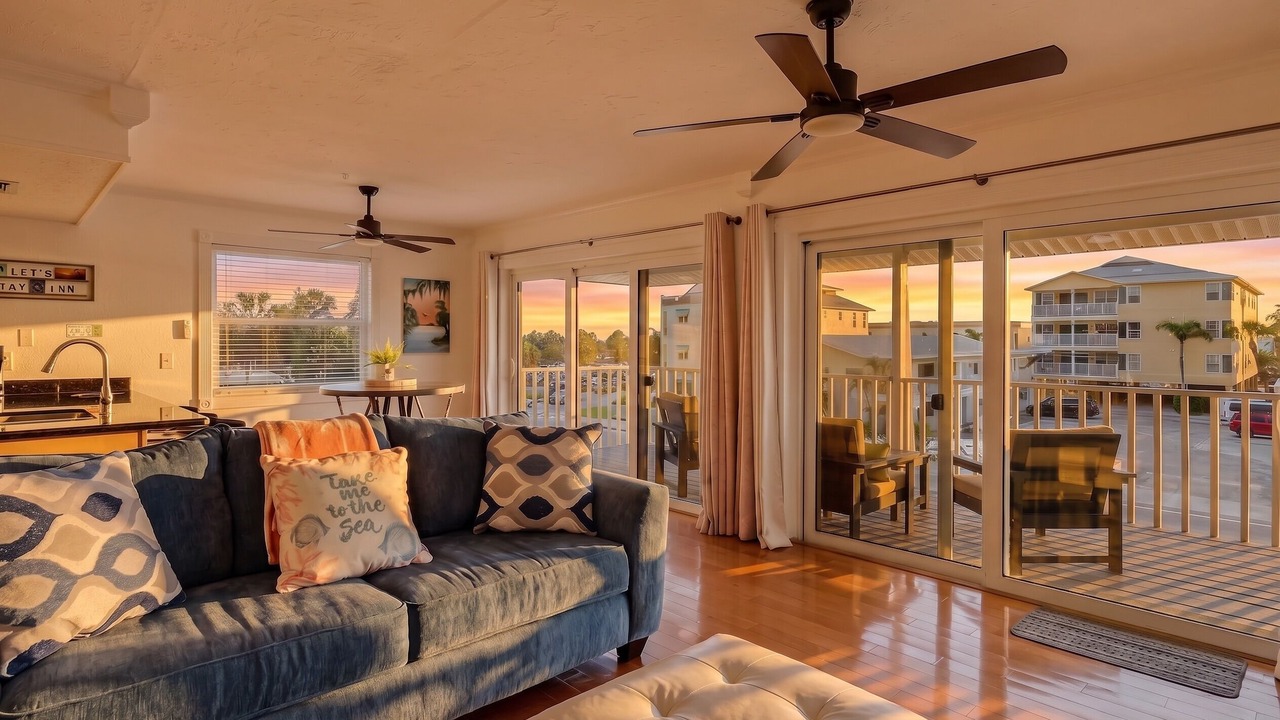 Photo of Livingroom in Indian Rocks Beach