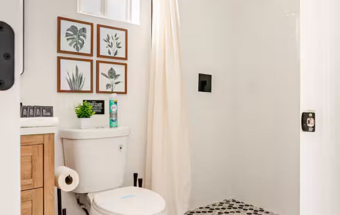 Photo of Bathroom in Seybold
