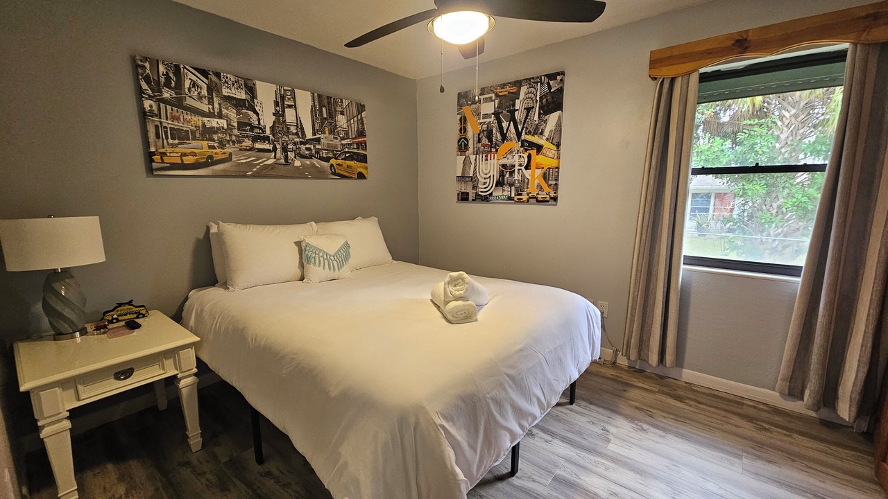 Photo of Bedroom in Interchange Square