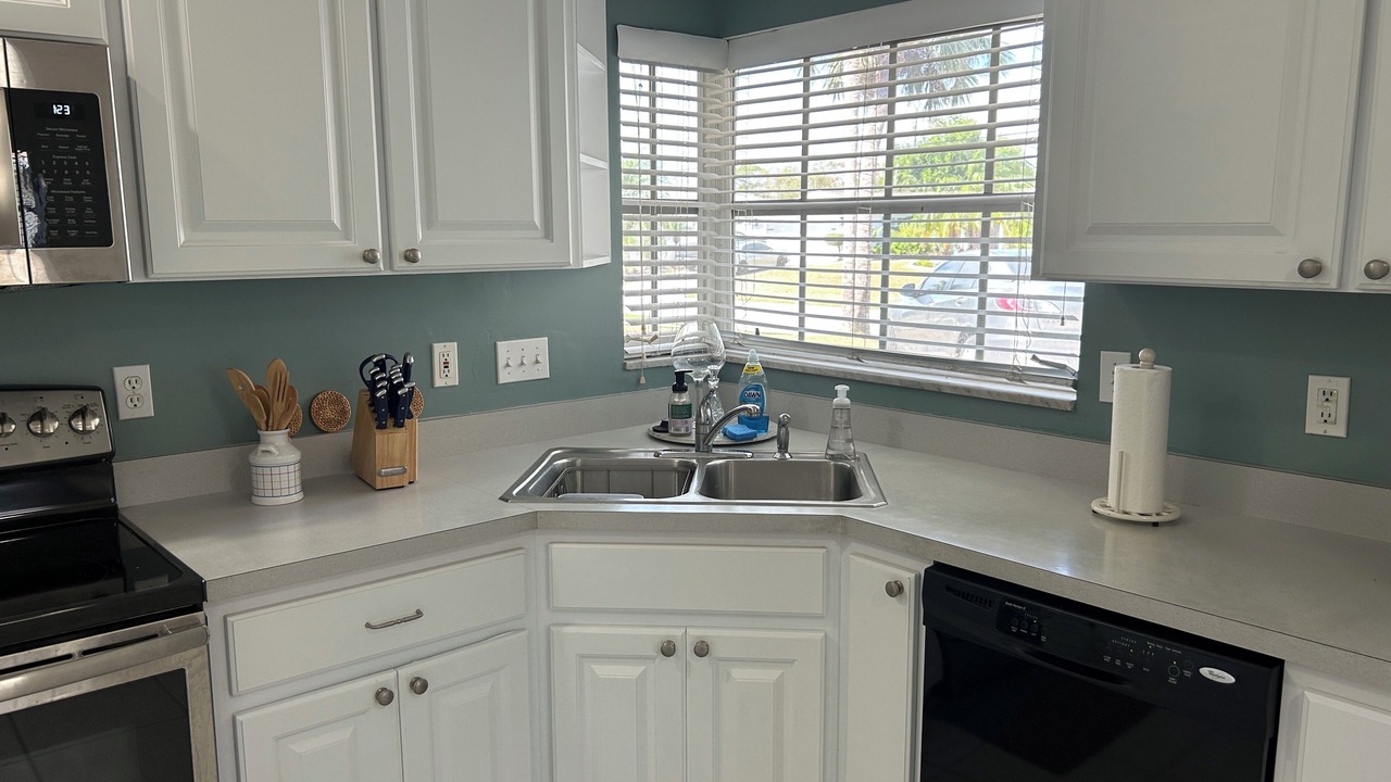 Photo of Kitchen in Venice Gardens