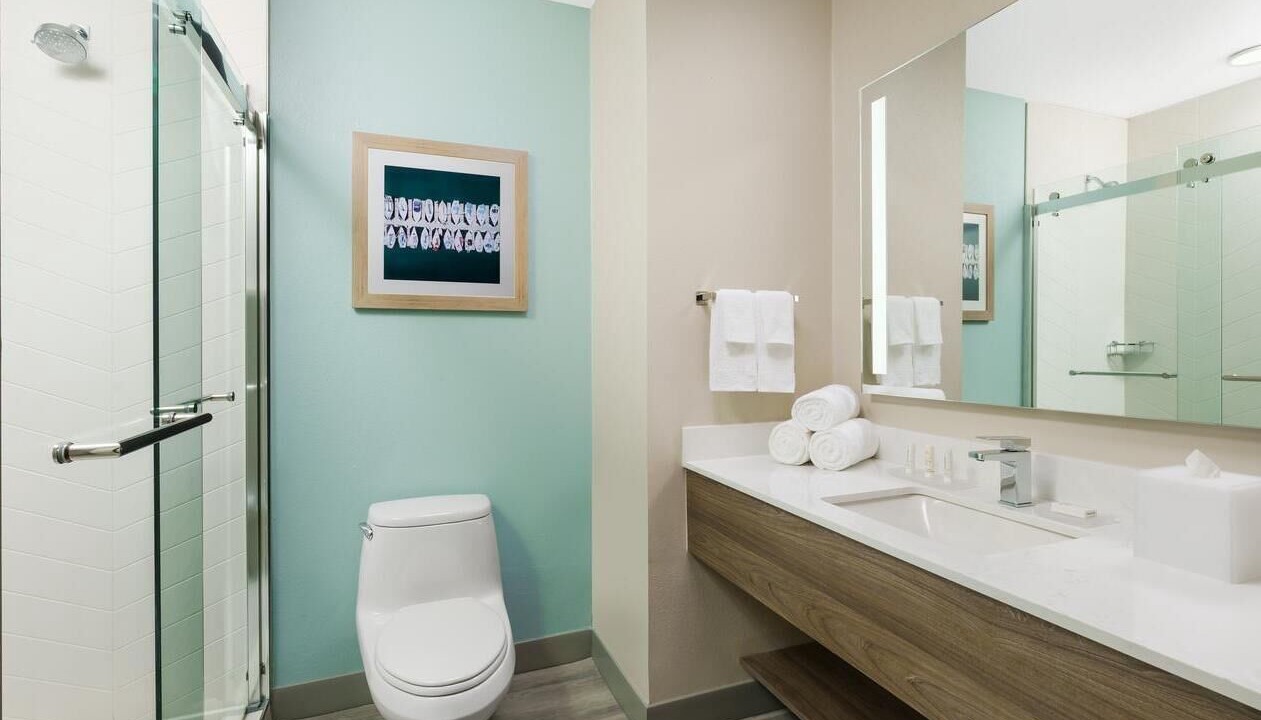 Photo of Bathroom in Marathon