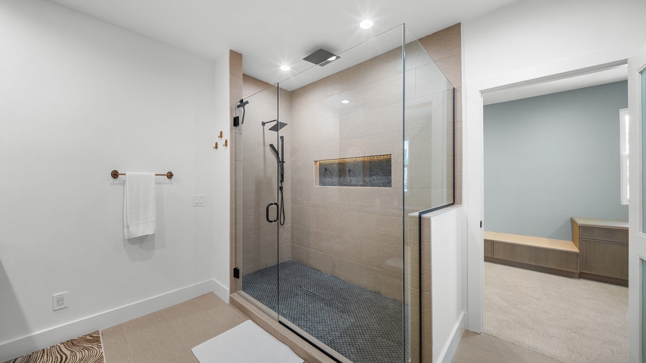 Photo of Bathroom in Central Naples