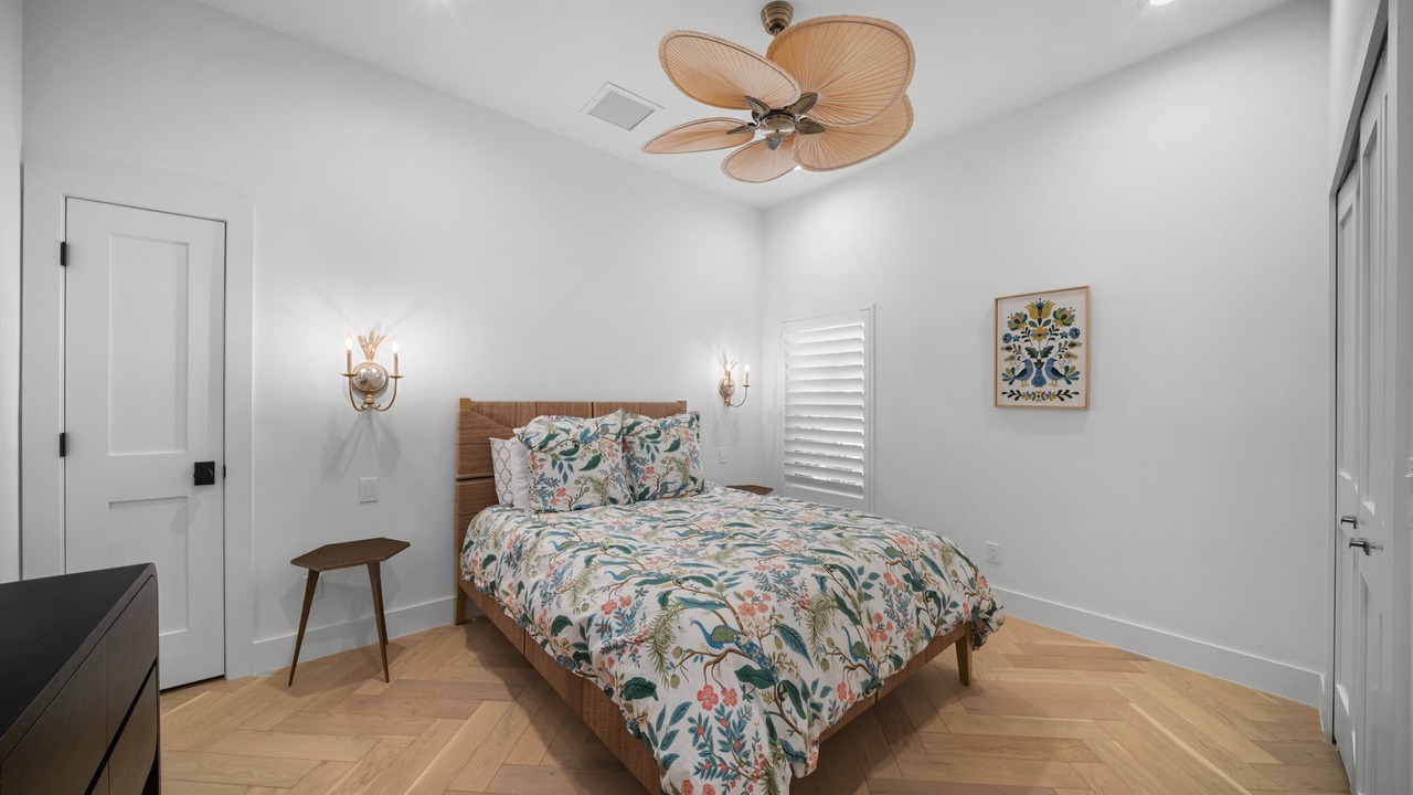 Photo of Bedroom in Central Naples