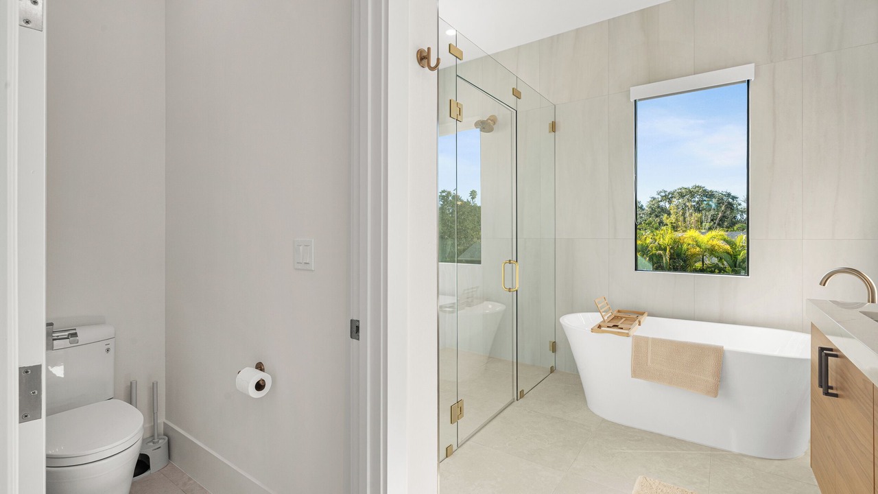 Photo of Bathroom in Arlington Park