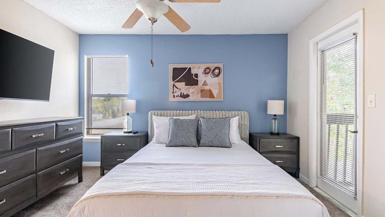 Photo of Bedroom in Interchange Square