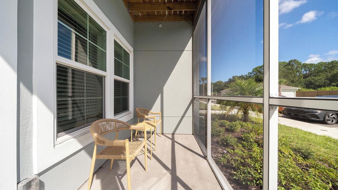 Photo of Patio Balcony in Port Malabar