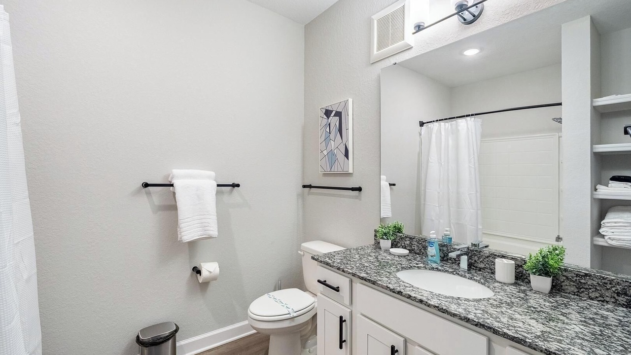 Photo of Bathroom in Port Malabar