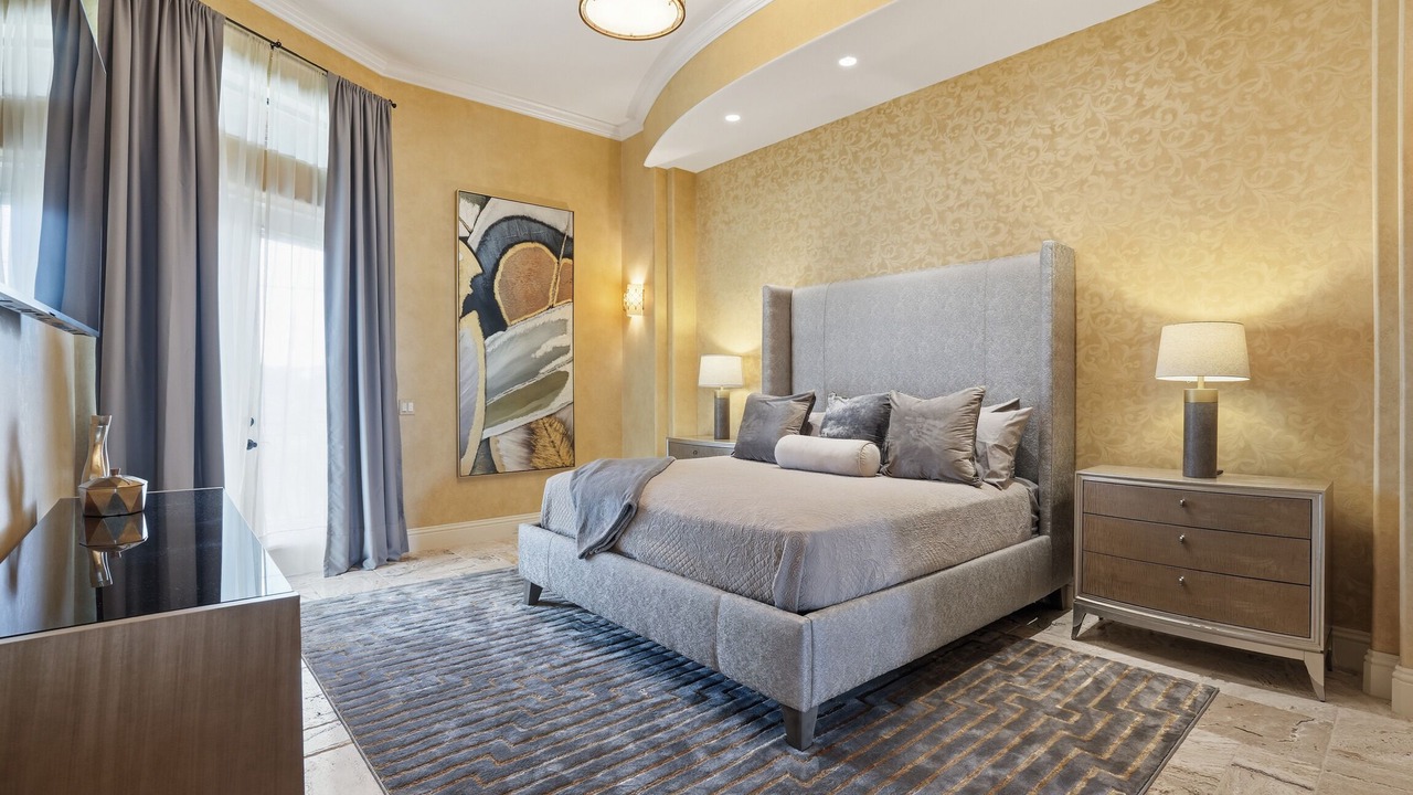 Photo of Bedroom in Siesta Isle