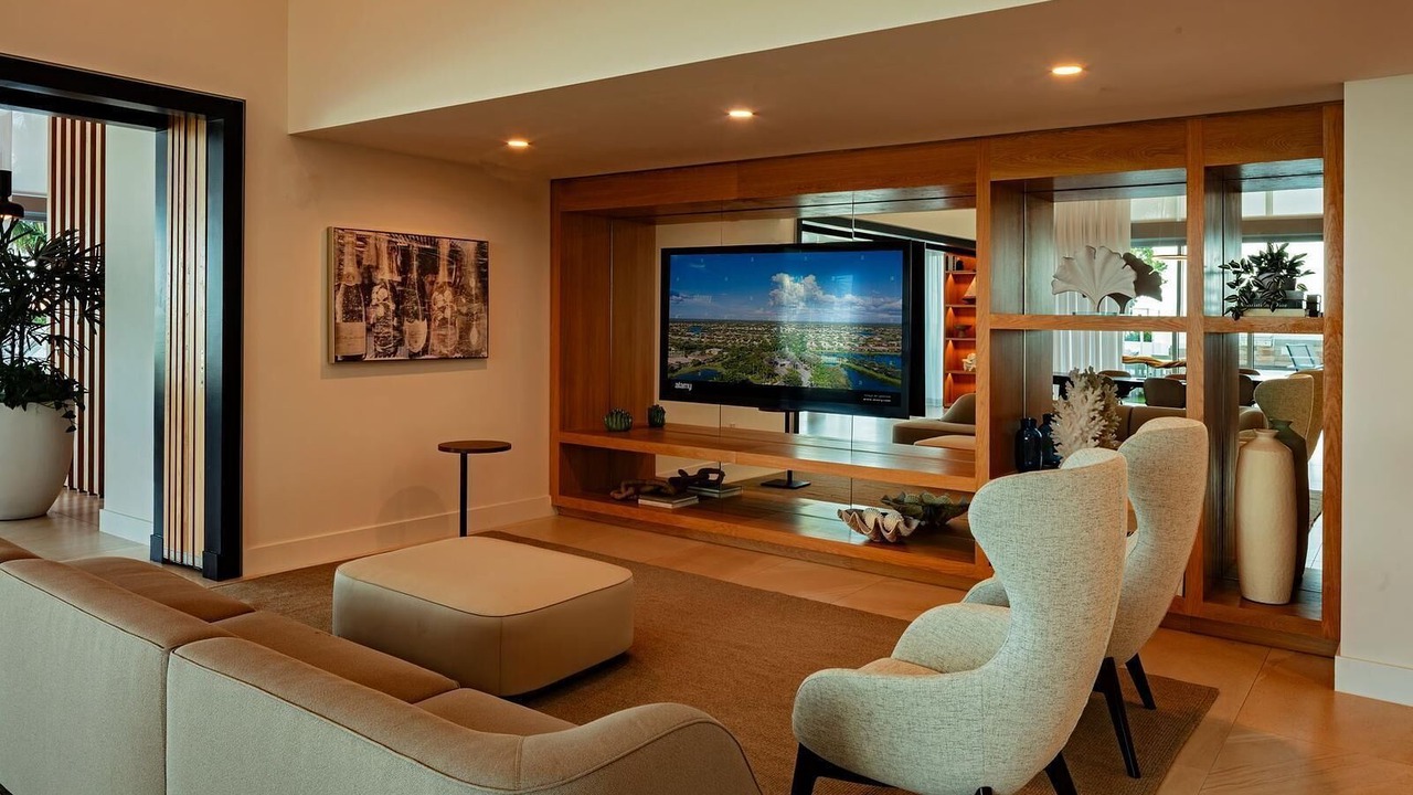 Photo of Livingroom in East Naples