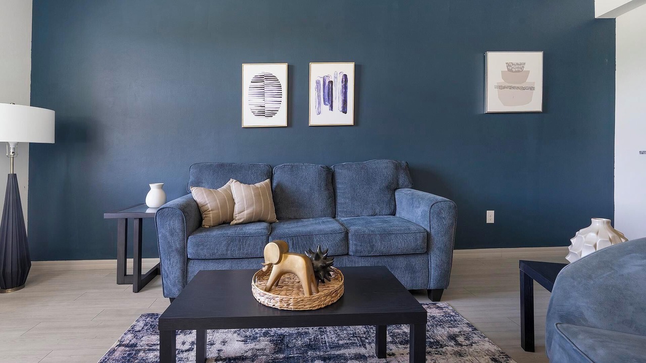 Photo of Livingroom in Eastwood Village