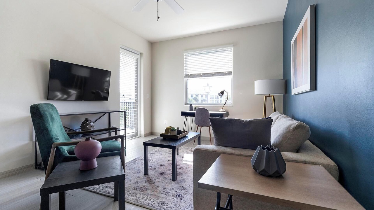Photo of Livingroom in Eastwood Village