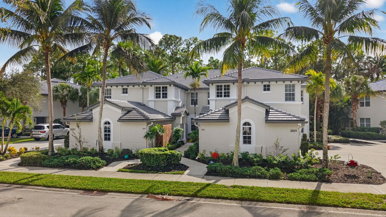 Photo of Outdoor in Naples