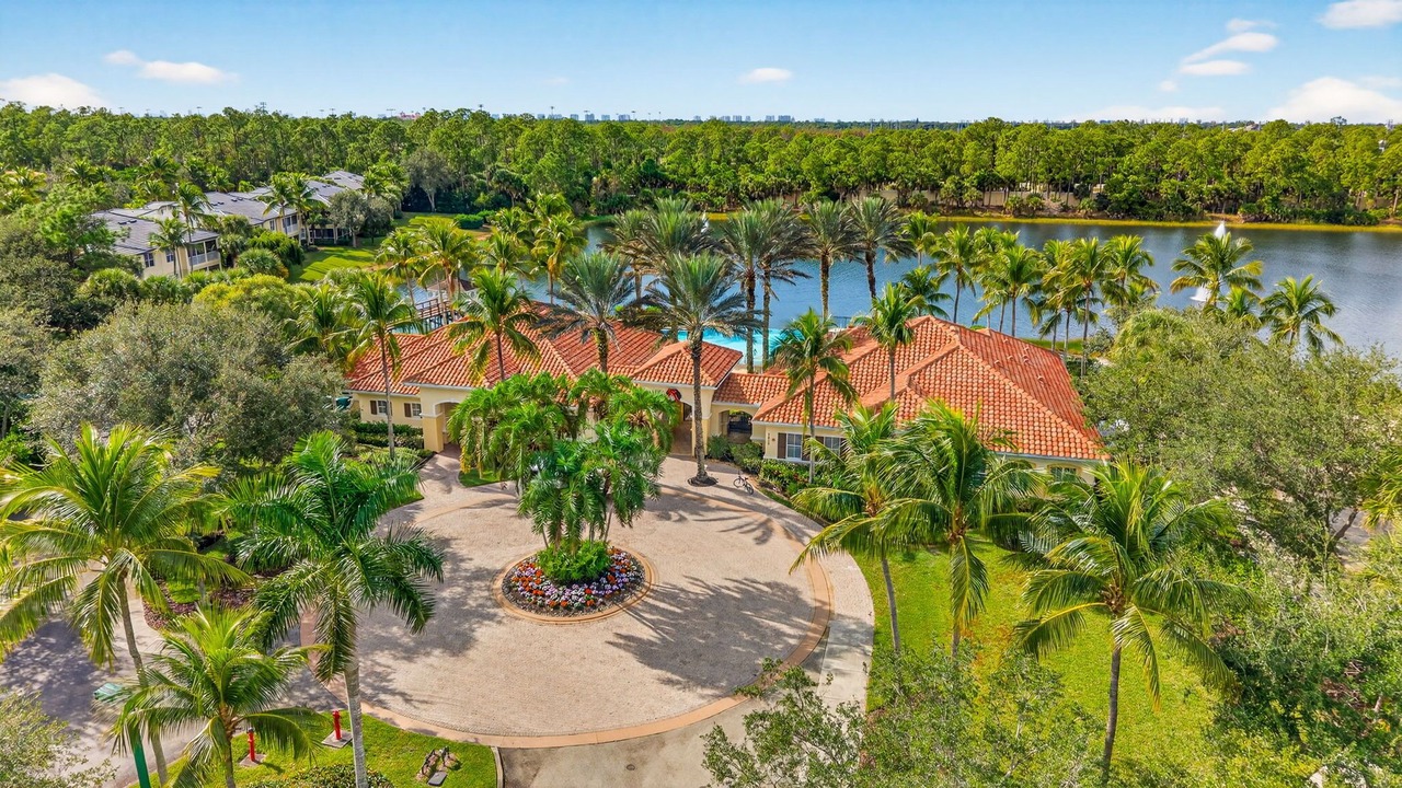 Photo of Outdoor in Naples