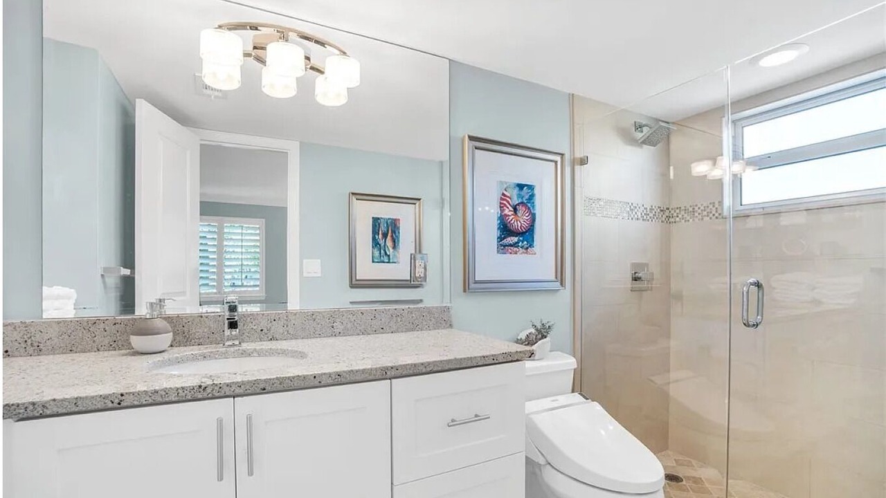 Photo of Bathroom in Old Naples