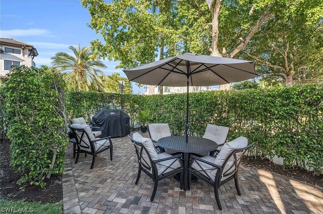 Photo of Outdoor in Old Naples