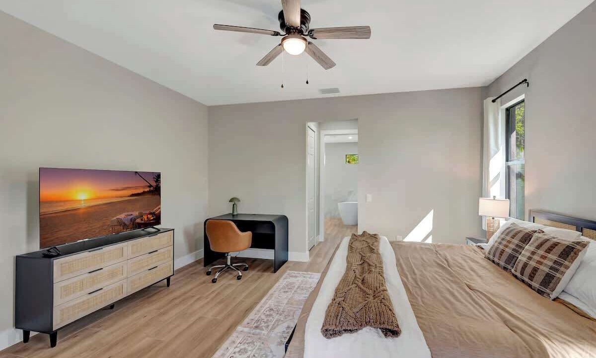 Photo of Bedroom in Bonita Springs