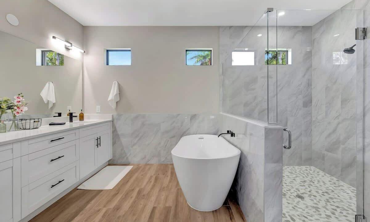Photo of Bathroom in Bonita Springs
