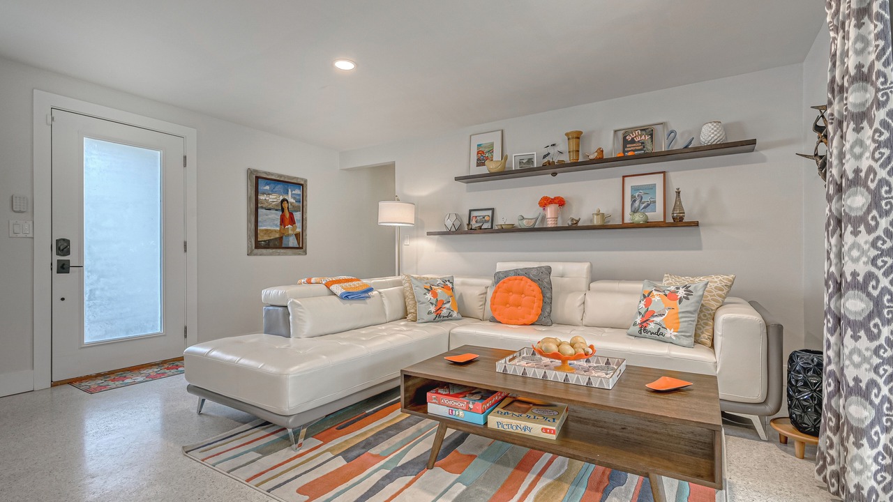 Photo of Livingroom in Southgate