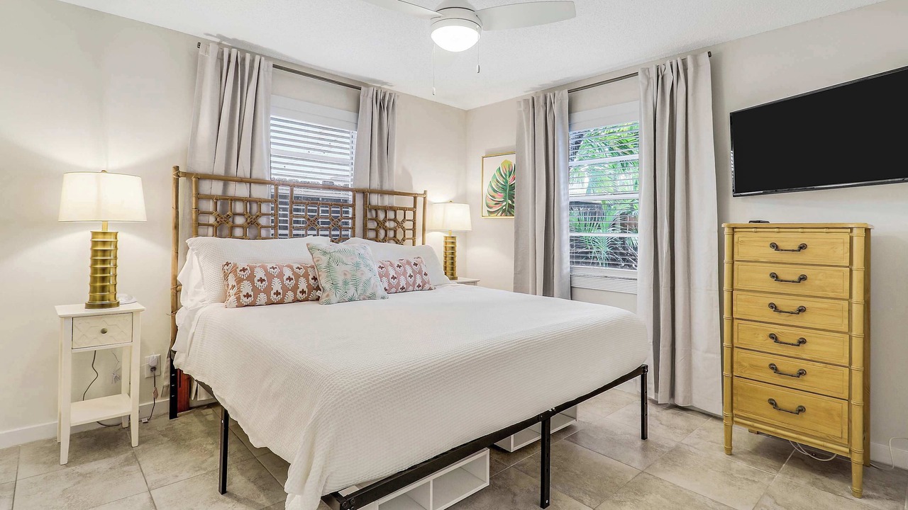 Photo of Bedroom in Flamingo Parks