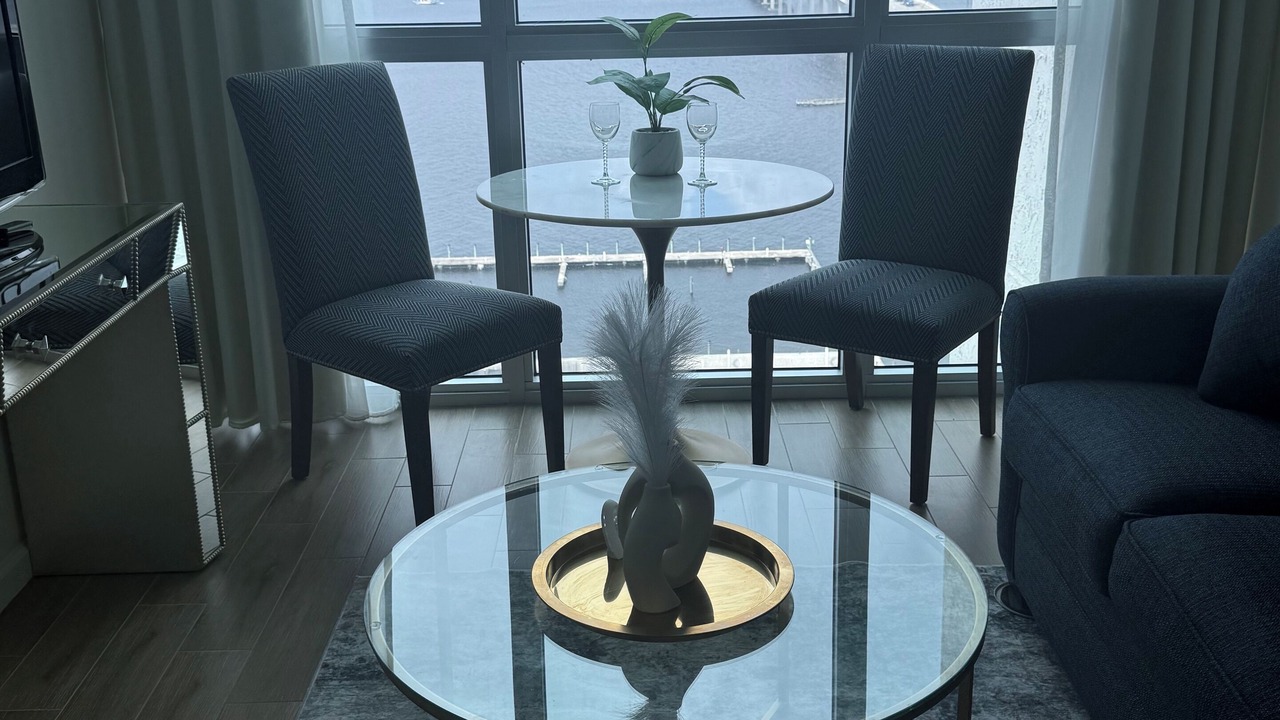 Photo of Livingroom in Fort Myers River District