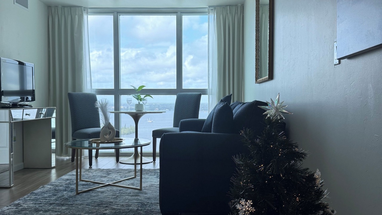 Photo of Livingroom in Fort Myers River District