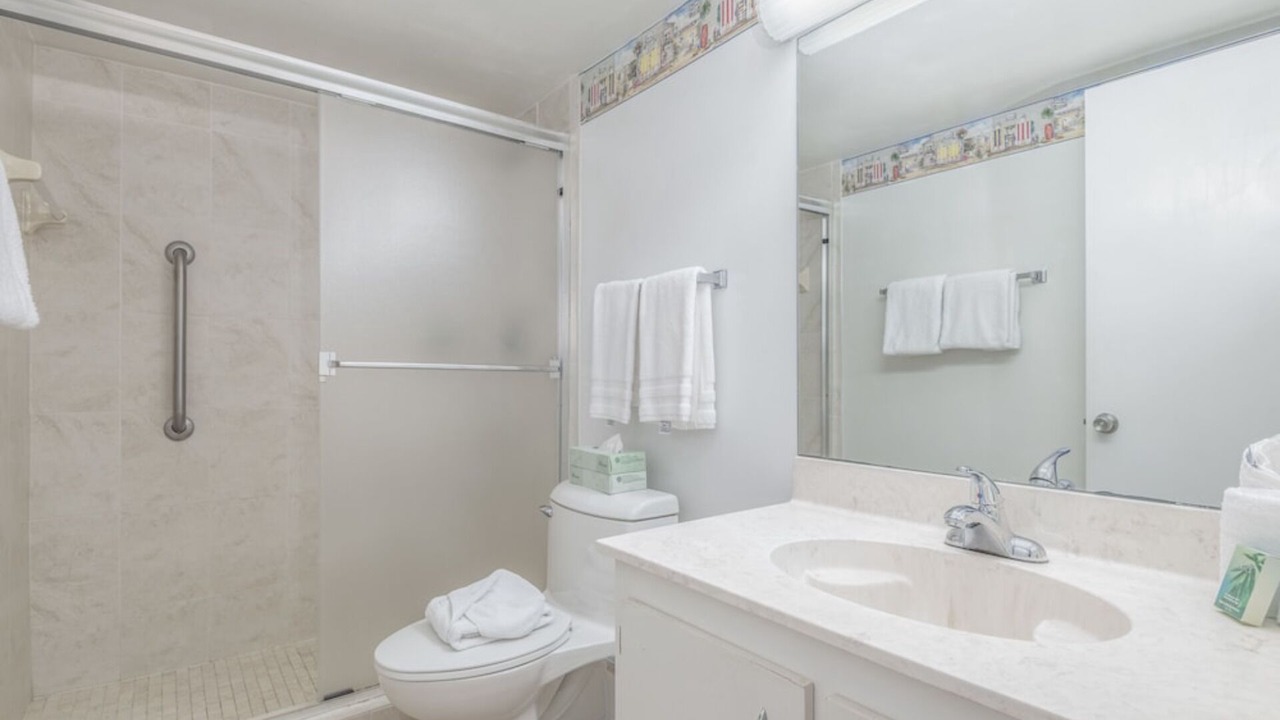Photo of Bathroom in Hutchinson Island South